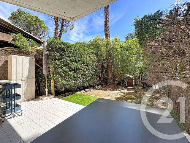 Appartement T2 à vendre - 2 pièces - 23.75 m2 - ST RAPHAEL - 83 - PROVENCE-ALPES-COTE-D-AZUR - Century 21 Sud Habitat