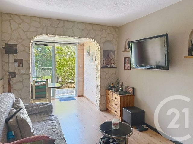 Appartement F2 à vendre - 2 pièces - 36.93 m2 - FREJUS - 83 - PROVENCE-ALPES-COTE-D-AZUR - Century 21 Sud Habitat