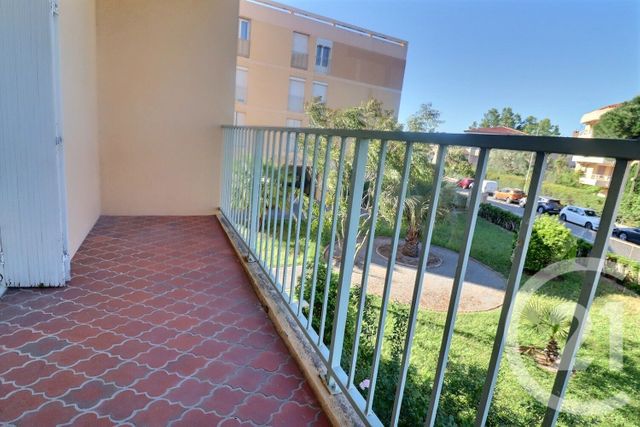 Appartement F3 à vendre - 3 pièces - 70.11 m2 - FREJUS - 83 - PROVENCE-ALPES-COTE-D-AZUR - Century 21 Sud Habitat