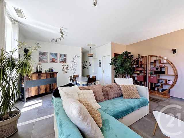 Appartement T3 à vendre - 3 pièces - 79.31 m2 - FREJUS - 83 - PROVENCE-ALPES-COTE-D-AZUR - Century 21 Sud Habitat