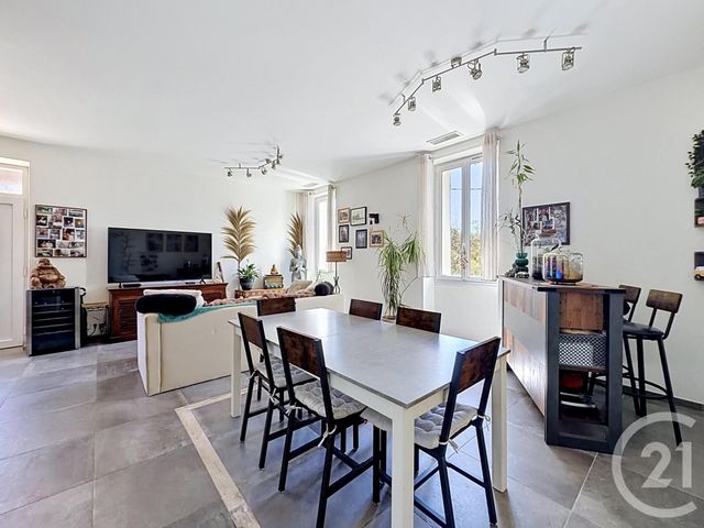 Appartement T3 à vendre - 3 pièces - 79.31 m2 - FREJUS - 83 - PROVENCE-ALPES-COTE-D-AZUR - Century 21 Sud Habitat