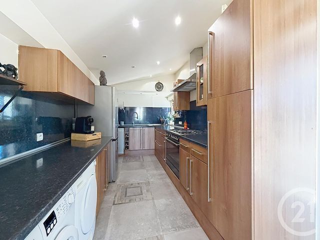 Appartement T3 à vendre - 3 pièces - 79.31 m2 - FREJUS - 83 - PROVENCE-ALPES-COTE-D-AZUR - Century 21 Sud Habitat
