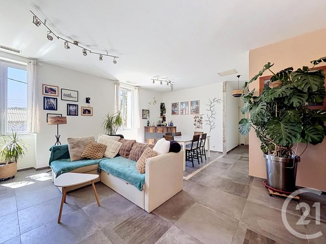 Appartement T3 à vendre - 3 pièces - 79.31 m2 - FREJUS - 83 - PROVENCE-ALPES-COTE-D-AZUR - Century 21 Sud Habitat