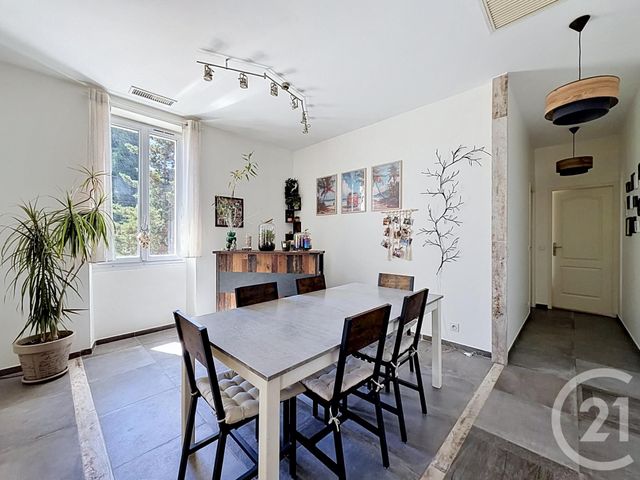 Appartement T3 à vendre - 3 pièces - 79.31 m2 - FREJUS - 83 - PROVENCE-ALPES-COTE-D-AZUR - Century 21 Sud Habitat