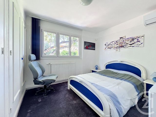 maison à vendre - 8 pièces - 175.0 m2 - ST RAPHAEL - 83 - PROVENCE-ALPES-COTE-D-AZUR - Century 21 Sud Habitat