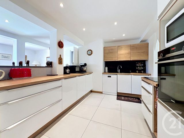 maison à vendre - 8 pièces - 175.0 m2 - ST RAPHAEL - 83 - PROVENCE-ALPES-COTE-D-AZUR - Century 21 Sud Habitat