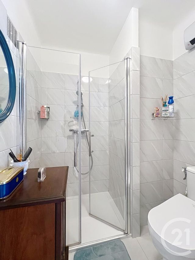 maison à vendre - 8 pièces - 175.0 m2 - ST RAPHAEL - 83 - PROVENCE-ALPES-COTE-D-AZUR - Century 21 Sud Habitat