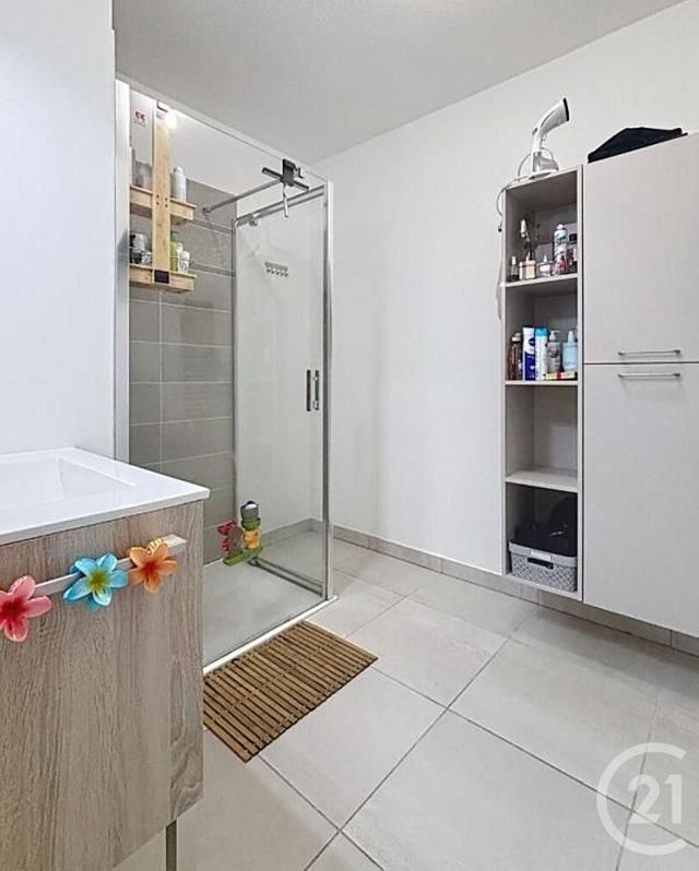 Appartement F3 à vendre - 3 pièces - 67.92 m2 - FREJUS - 83 - PROVENCE-ALPES-COTE-D-AZUR - Century 21 Sud Habitat