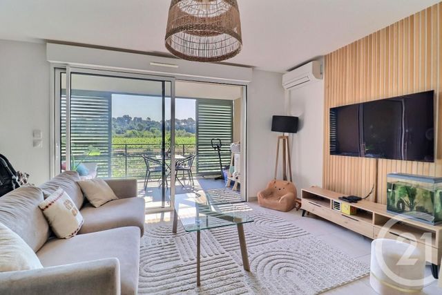 Appartement F3 à vendre - 3 pièces - 67.92 m2 - FREJUS - 83 - PROVENCE-ALPES-COTE-D-AZUR - Century 21 Sud Habitat