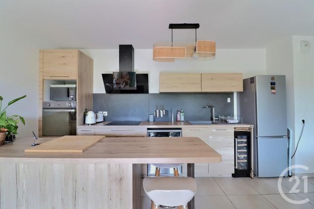 Appartement F3 à vendre - 3 pièces - 67.92 m2 - FREJUS - 83 - PROVENCE-ALPES-COTE-D-AZUR - Century 21 Sud Habitat