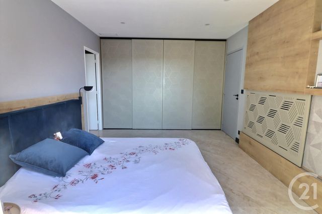 maison à vendre - 6 pièces - 160.0 m2 - FREJUS - 83 - PROVENCE-ALPES-COTE-D-AZUR - Century 21 Sud Habitat