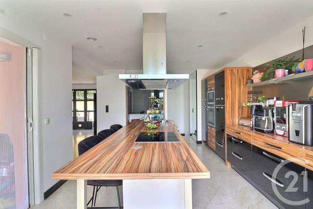 maison à vendre - 6 pièces - 160.0 m2 - FREJUS - 83 - PROVENCE-ALPES-COTE-D-AZUR - Century 21 Sud Habitat