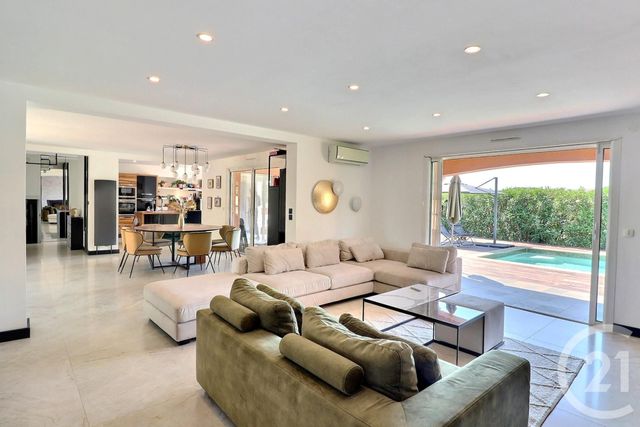 maison à vendre - 6 pièces - 160.0 m2 - FREJUS - 83 - PROVENCE-ALPES-COTE-D-AZUR - Century 21 Sud Habitat
