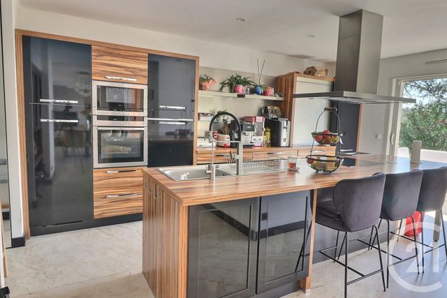 maison à vendre - 6 pièces - 160.0 m2 - FREJUS - 83 - PROVENCE-ALPES-COTE-D-AZUR - Century 21 Sud Habitat