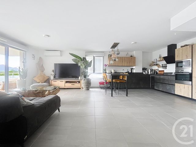 Appartement F3 à vendre - 3 pièces - 88.0 m2 - PUGET SUR ARGENS - 83 - PROVENCE-ALPES-COTE-D-AZUR - Century 21 Sud Habitat