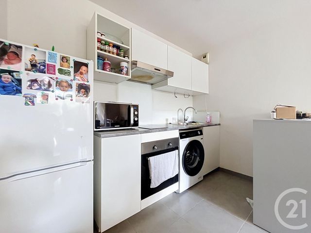 Appartement F2 à vendre - 2 pièces - 43.0 m2 - FREJUS - 83 - PROVENCE-ALPES-COTE-D-AZUR - Century 21 Sud Habitat