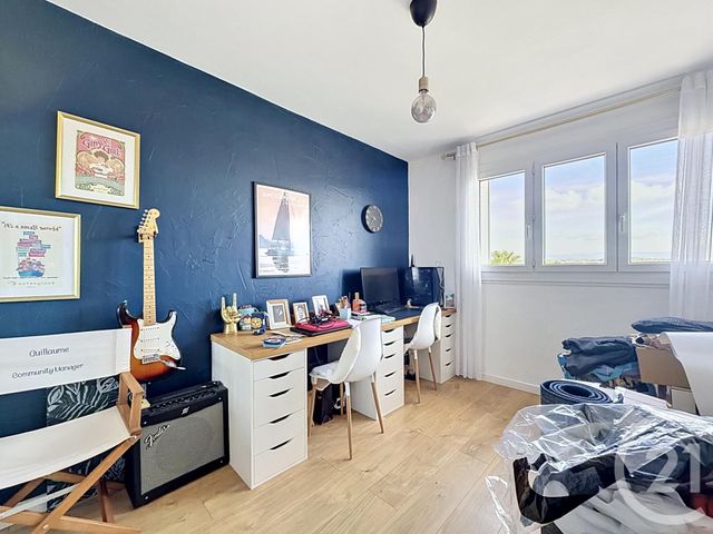 Appartement T4 à vendre - 4 pièces - 67.8 m2 - FREJUS - 83 - PROVENCE-ALPES-COTE-D-AZUR - Century 21 Sud Habitat