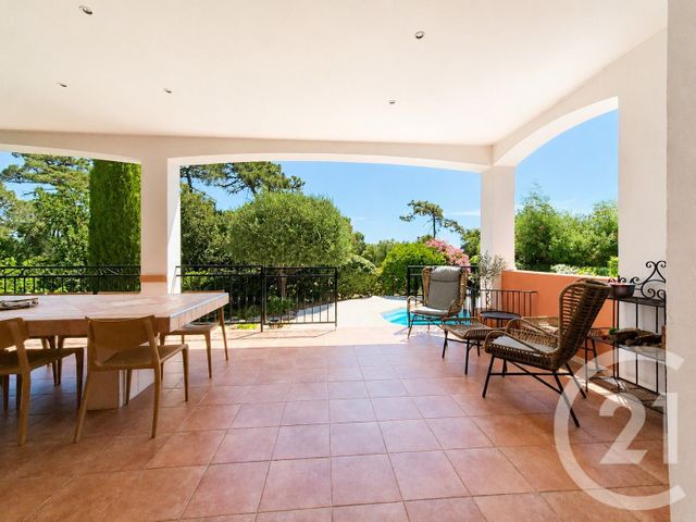 maison à vendre - 8 pièces - 190.0 m2 - FREJUS - 83 - PROVENCE-ALPES-COTE-D-AZUR - Century 21 Sud Habitat
