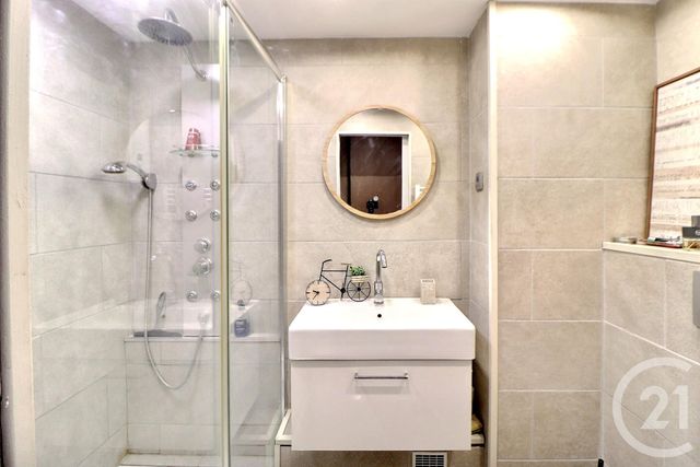Appartement Studio à vendre - 1 pièce - 21.44 m2 - FREJUS - 83 - PROVENCE-ALPES-COTE-D-AZUR - Century 21 Sud Habitat