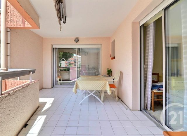 Appartement F2 à vendre - 2 pièces - 39.74 m2 - FREJUS - 83 - PROVENCE-ALPES-COTE-D-AZUR - Century 21 Sud Habitat