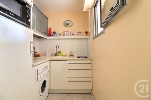 Appartement F2 à vendre - 2 pièces - 39.74 m2 - FREJUS - 83 - PROVENCE-ALPES-COTE-D-AZUR - Century 21 Sud Habitat
