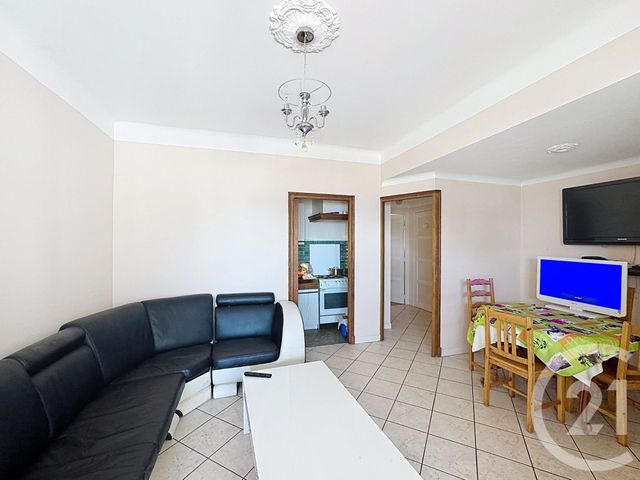 Appartement T2 à vendre - 2 pièces - 44.35 m2 - FREJUS - 83 - PROVENCE-ALPES-COTE-D-AZUR - Century 21 Sud Habitat