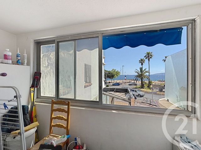 Appartement T2 à vendre - 2 pièces - 44.35 m2 - FREJUS - 83 - PROVENCE-ALPES-COTE-D-AZUR - Century 21 Sud Habitat