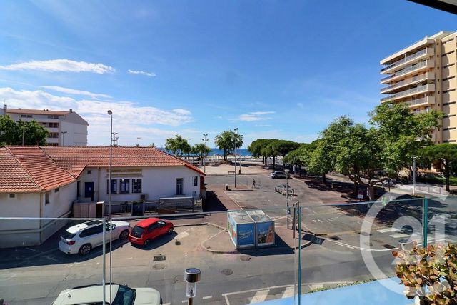 Appartement T3 à vendre - 3 pièces - 92.31 m2 - FREJUS - 83 - PROVENCE-ALPES-COTE-D-AZUR - Century 21 Sud Habitat