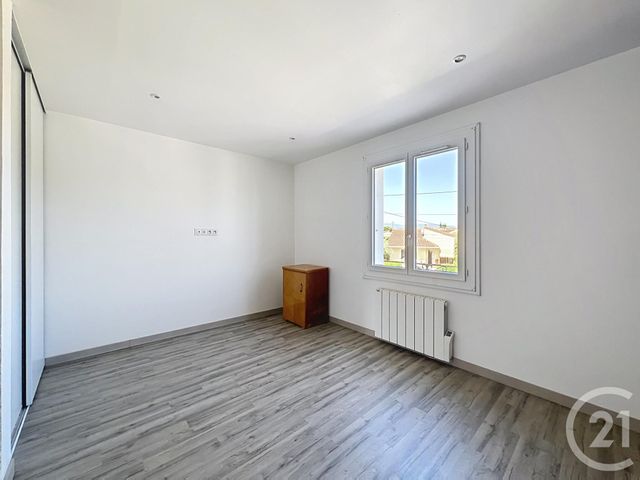 Appartement F2 à vendre - 2 pièces - 59.98 m2 - FREJUS - 83 - PROVENCE-ALPES-COTE-D-AZUR - Century 21 Sud Habitat