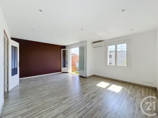 Appartement F2 à vendre - 2 pièces - 59.98 m2 - FREJUS - 83 - PROVENCE-ALPES-COTE-D-AZUR - Century 21 Sud Habitat