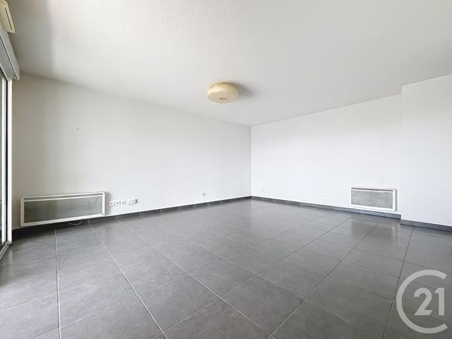 Appartement F3 à vendre - 3 pièces - 74.9 m2 - ST RAPHAEL - 83 - PROVENCE-ALPES-COTE-D-AZUR - Century 21 Sud Habitat