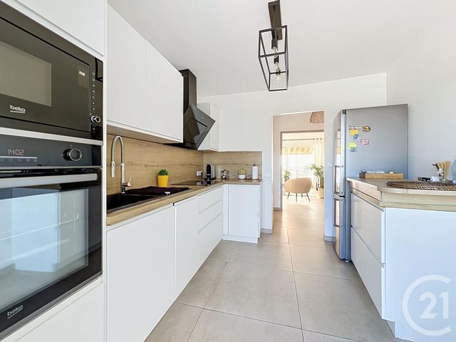 Appartement à vendre - 3 pièces - 64.87 m2 - FREJUS - 83 - PROVENCE-ALPES-COTE-D-AZUR - Century 21 Sud Habitat