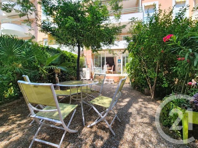 Appartement F2 à vendre - 2 pièces - 44.38 m2 - FREJUS - 83 - PROVENCE-ALPES-COTE-D-AZUR - Century 21 Sud Habitat