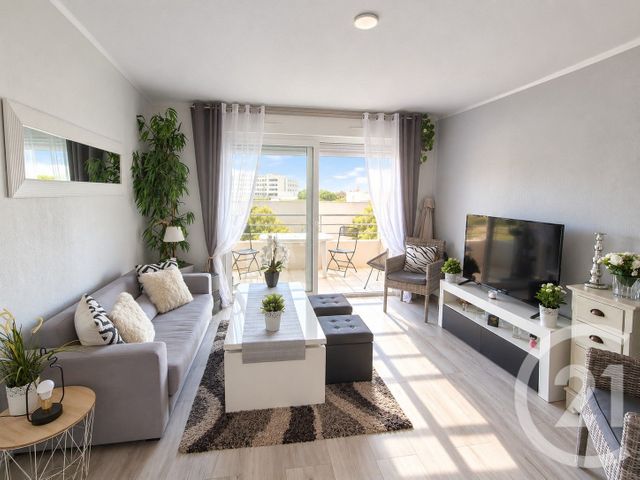 Appartement T2 à vendre - 2 pièces - 36.39 m2 - FREJUS - 83 - PROVENCE-ALPES-COTE-D-AZUR - Century 21 Sud Habitat