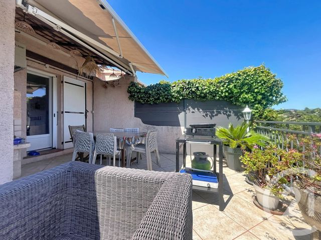 maison à vendre - 4 pièces - 99.0 m2 - FREJUS - 83 - PROVENCE-ALPES-COTE-D-AZUR - Century 21 Sud Habitat