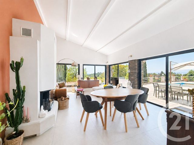 maison à vendre - 5 pièces - 116.5 m2 - FREJUS - 83 - PROVENCE-ALPES-COTE-D-AZUR - Century 21 Sud Habitat