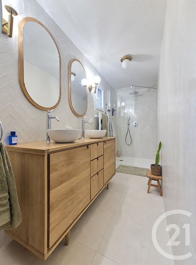 maison à vendre - 5 pièces - 116.5 m2 - FREJUS - 83 - PROVENCE-ALPES-COTE-D-AZUR - Century 21 Sud Habitat