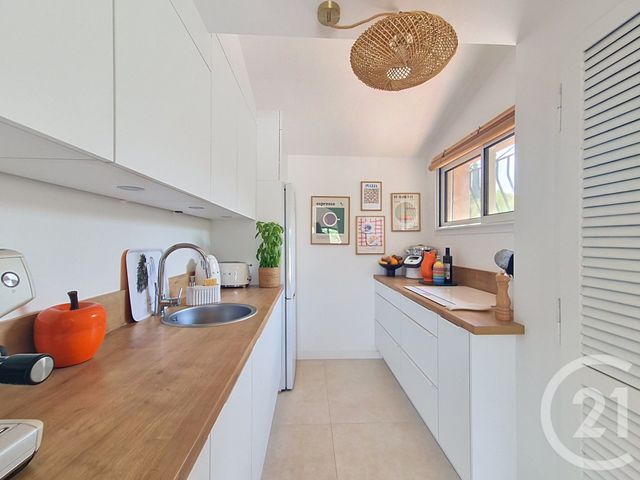 maison à vendre - 5 pièces - 116.5 m2 - FREJUS - 83 - PROVENCE-ALPES-COTE-D-AZUR - Century 21 Sud Habitat