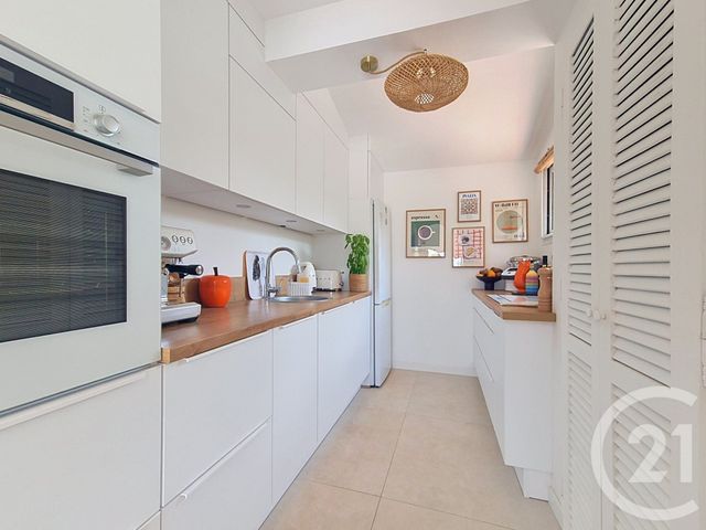 maison à vendre - 5 pièces - 116.5 m2 - FREJUS - 83 - PROVENCE-ALPES-COTE-D-AZUR - Century 21 Sud Habitat
