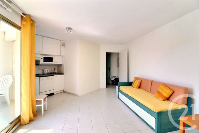 Appartement Studio à vendre - 1 pièce - 27.67 m2 - FREJUS - 83 - PROVENCE-ALPES-COTE-D-AZUR - Century 21 Sud Habitat