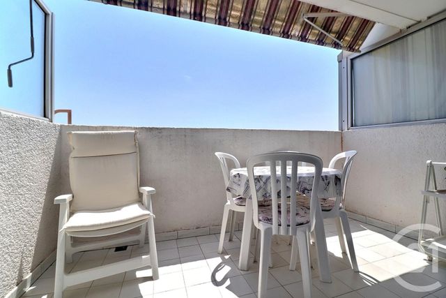 Appartement T2 à vendre - 2 pièces - 27.0 m2 - FREJUS - 83 - PROVENCE-ALPES-COTE-D-AZUR - Century 21 Sud Habitat