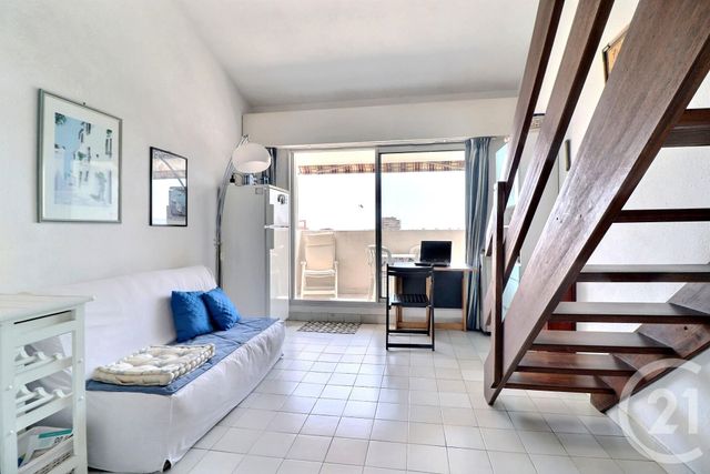 Appartement T2 à vendre - 2 pièces - 27.0 m2 - FREJUS - 83 - PROVENCE-ALPES-COTE-D-AZUR - Century 21 Sud Habitat