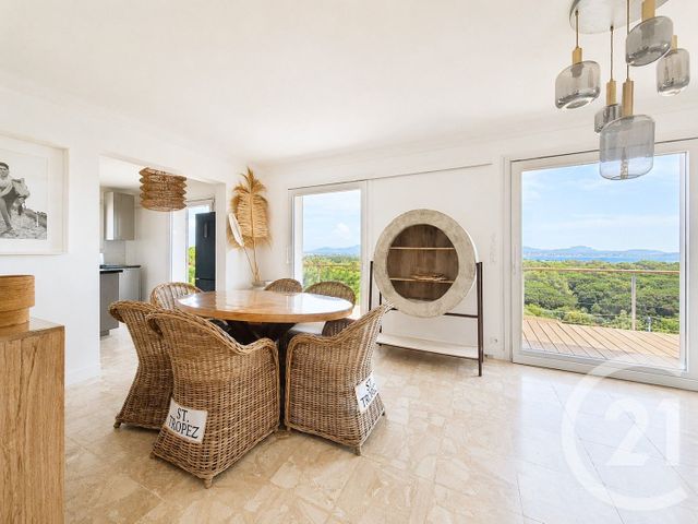 maison à vendre - 7 pièces - 190.0 m2 - FREJUS - 83 - PROVENCE-ALPES-COTE-D-AZUR - Century 21 Sud Habitat