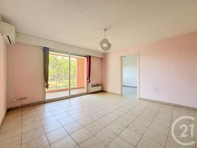 Appartement T2 à vendre - 2 pièces - 47.53 m2 - FREJUS - 83 - PROVENCE-ALPES-COTE-D-AZUR - Century 21 Sud Habitat