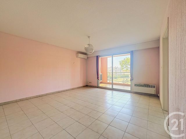 Appartement T2 à vendre - 2 pièces - 47.53 m2 - FREJUS - 83 - PROVENCE-ALPES-COTE-D-AZUR - Century 21 Sud Habitat
