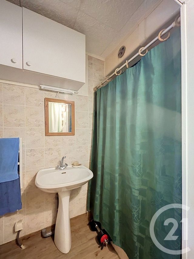 Appartement F2 bis à vendre - 4 pièces - 83.13 m2 - FREJUS - 83 - PROVENCE-ALPES-COTE-D-AZUR - Century 21 Sud Habitat