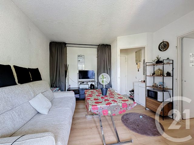 Appartement Studio à vendre - 1 pièce - 18.65 m2 - FREJUS - 83 - PROVENCE-ALPES-COTE-D-AZUR - Century 21 Sud Habitat