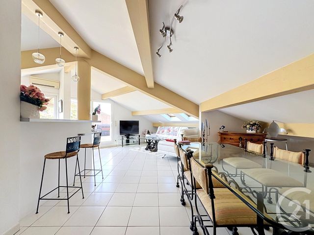 Appartement F4 à vendre - 4 pièces - 107.67 m2 - FREJUS - 83 - PROVENCE-ALPES-COTE-D-AZUR - Century 21 Sud Habitat