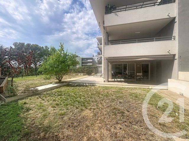 Appartement T3 à vendre - 3 pièces - 70.0 m2 - FREJUS - 83 - PROVENCE-ALPES-COTE-D-AZUR - Century 21 Sud Habitat