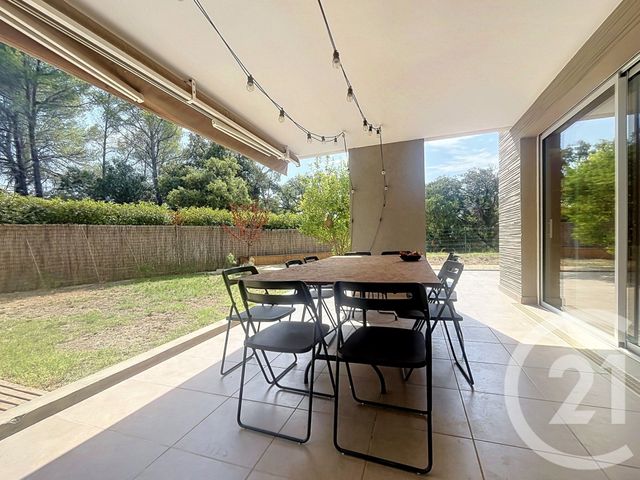 Appartement T3 à vendre - 3 pièces - 70.0 m2 - FREJUS - 83 - PROVENCE-ALPES-COTE-D-AZUR - Century 21 Sud Habitat
